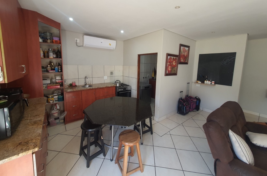 5 Bedroom Property for Sale in Rietfontein A H North West
